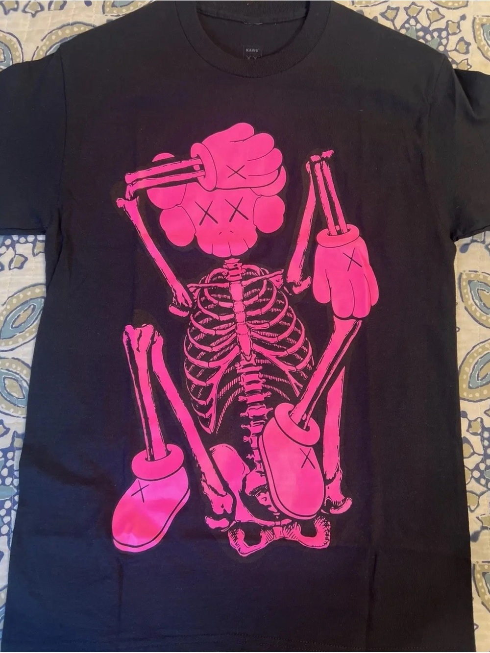 KAWS Skeleton New Fiction Graphic Logo Back Print Tee Black Pink Size Small